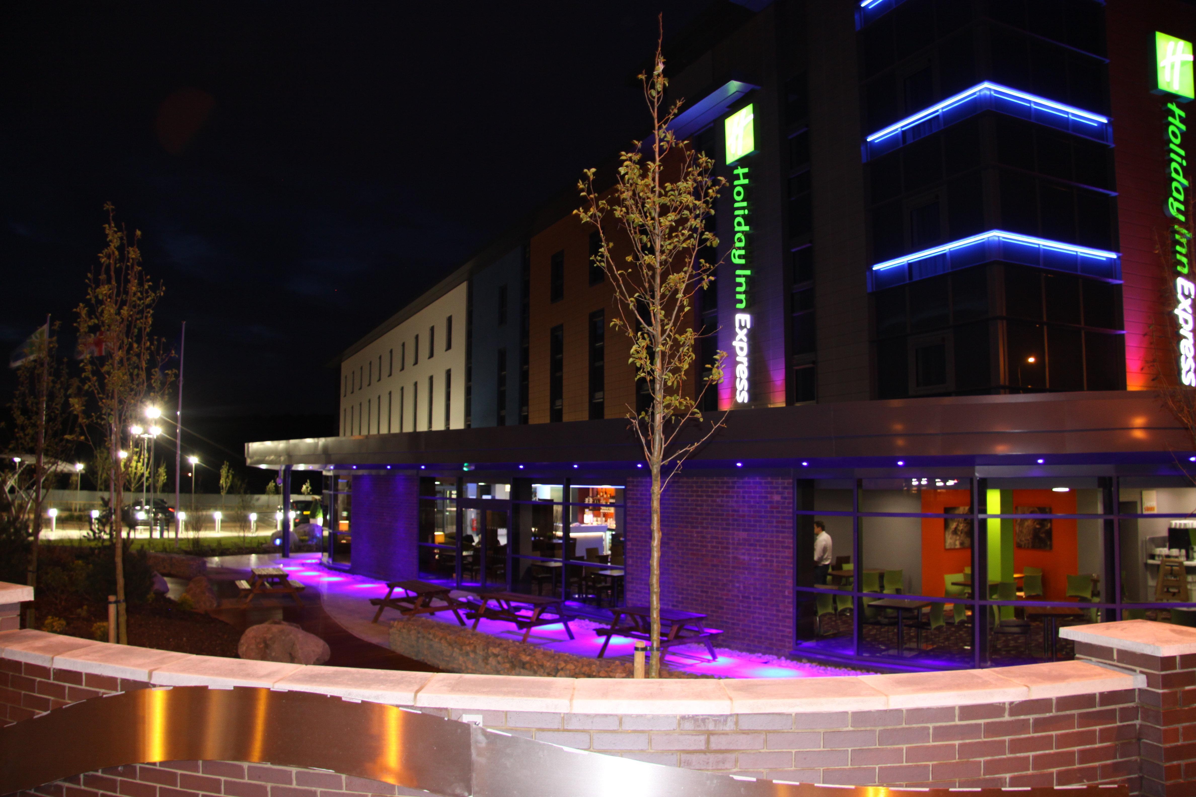 Holiday Inn Express Dunstable, An Ihg Hotel Luaran gambar