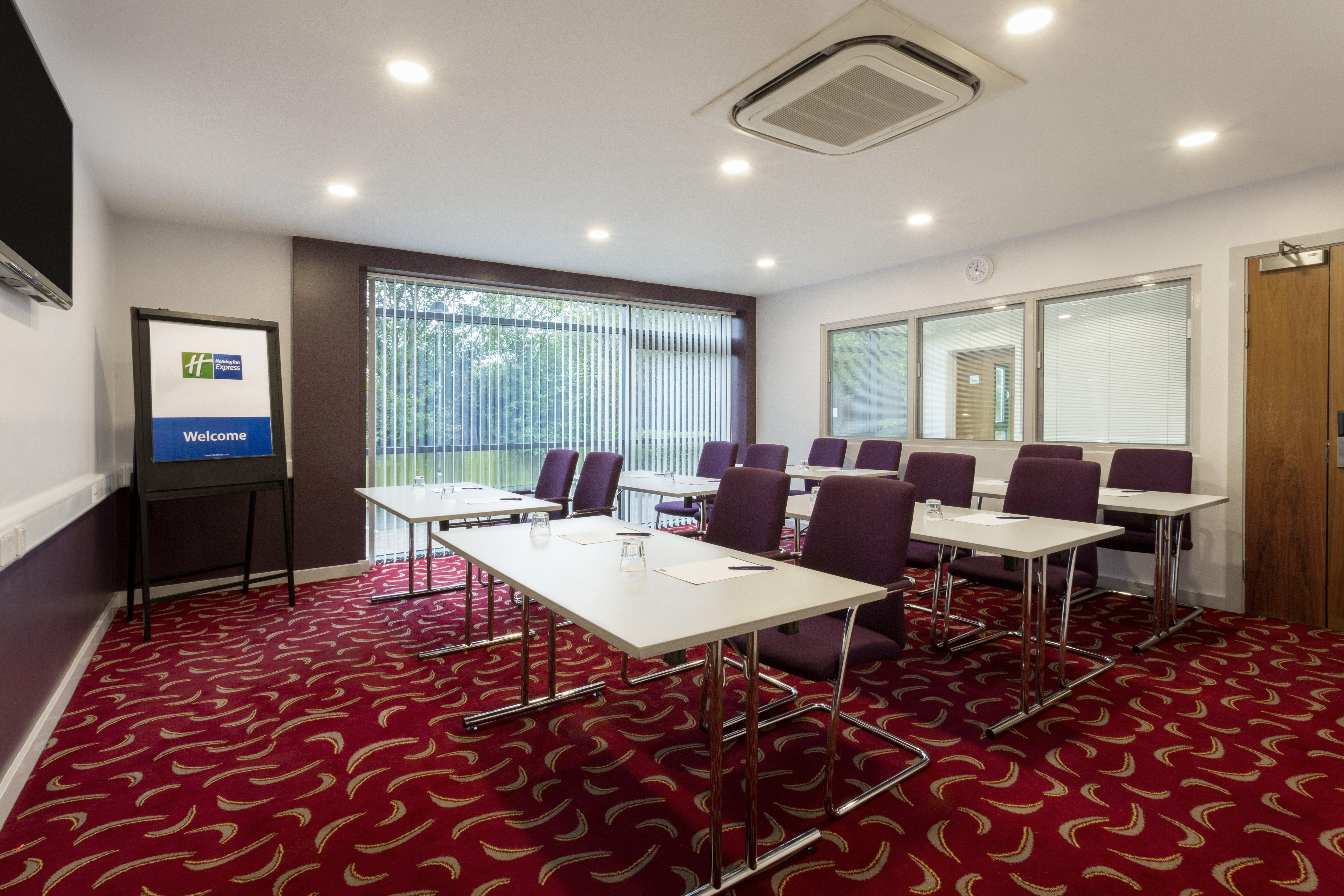Holiday Inn Express Dunstable, An Ihg Hotel Luaran gambar
