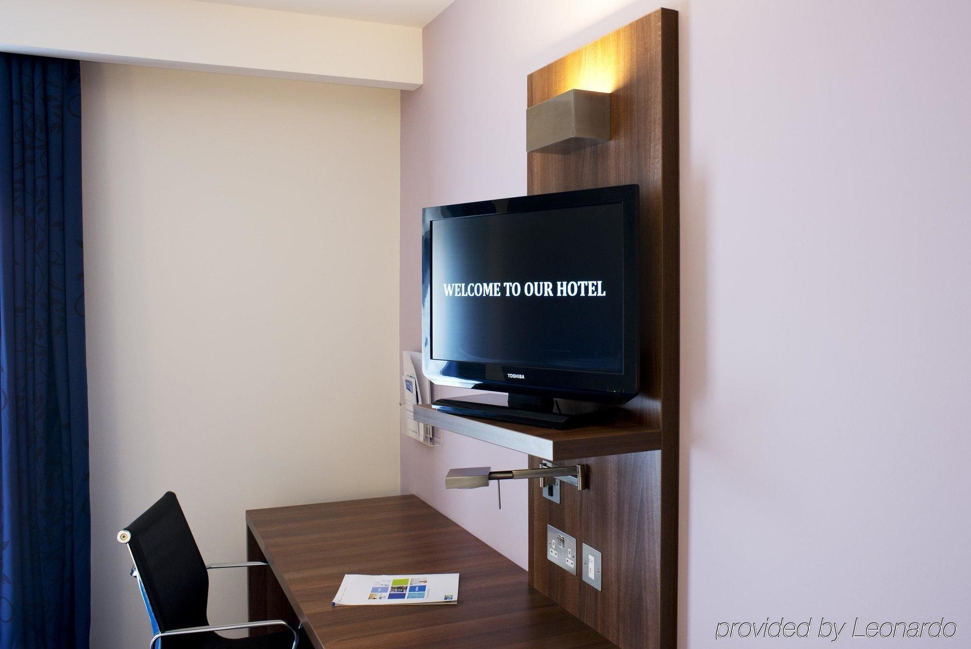 Holiday Inn Express Dunstable, An Ihg Hotel Bilik gambar