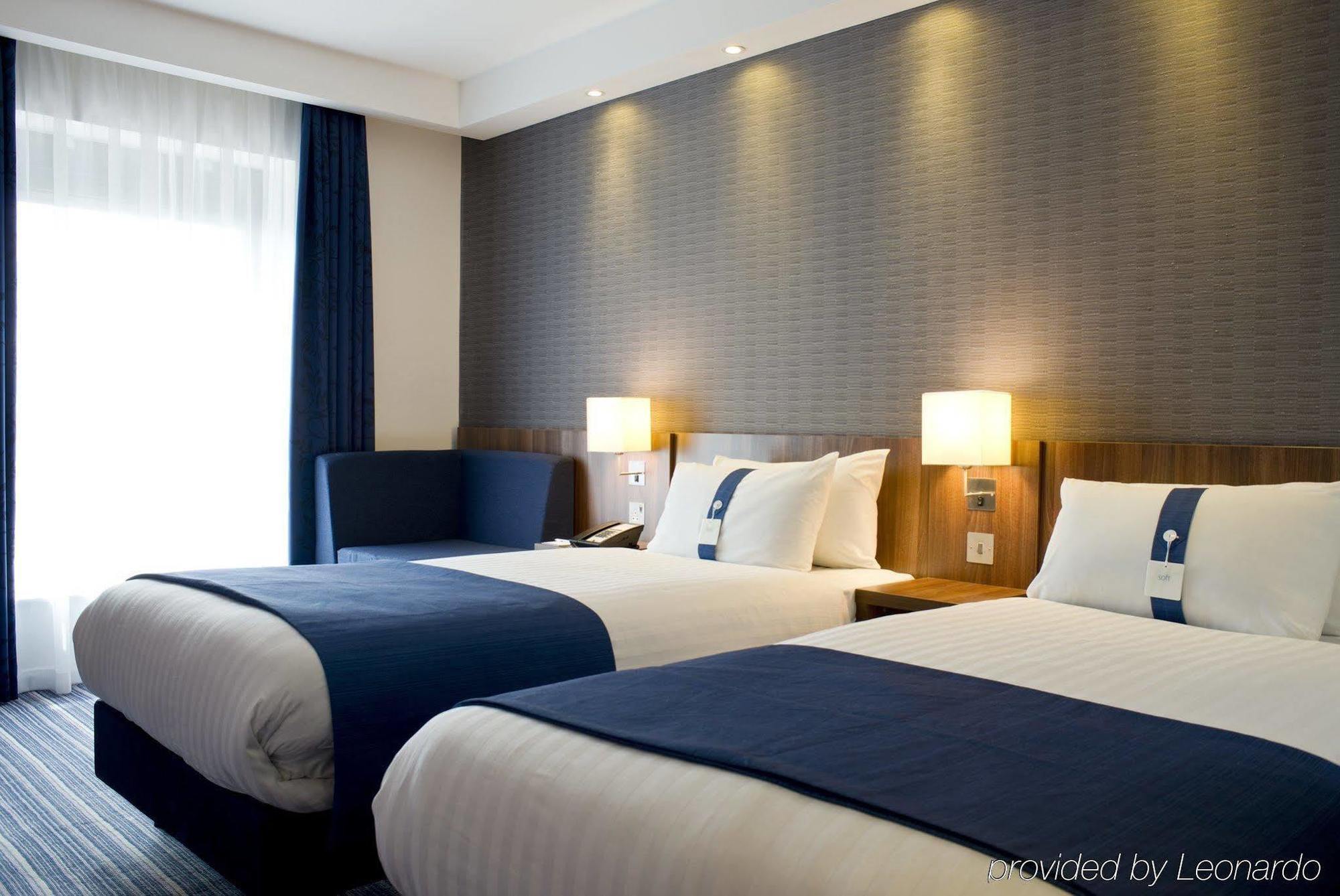 Holiday Inn Express Dunstable, An Ihg Hotel Bilik gambar